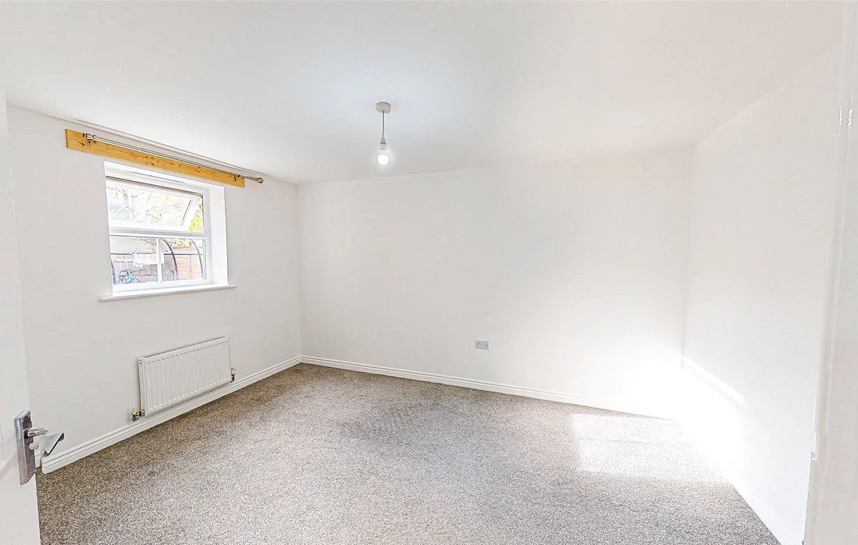 2 bedroom apartment for sale - Bentley Hurst