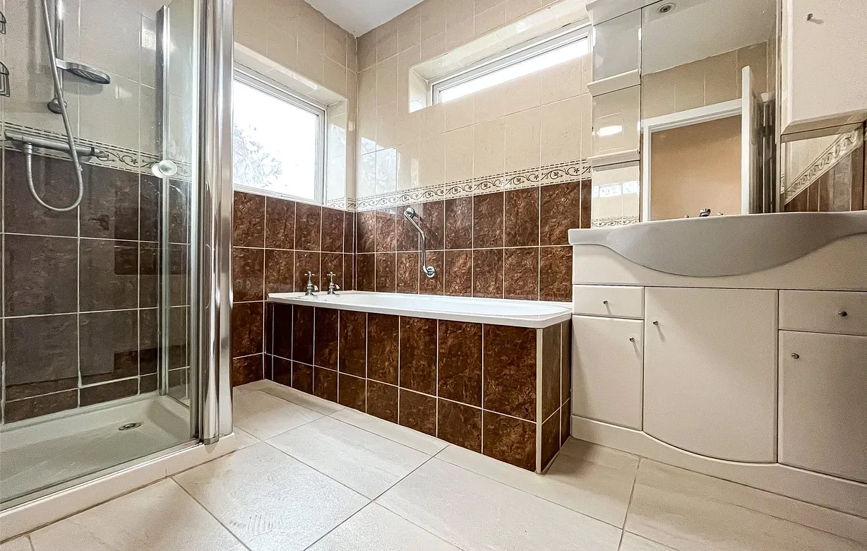 3 bedroom house to rent - Bentley Hurst
