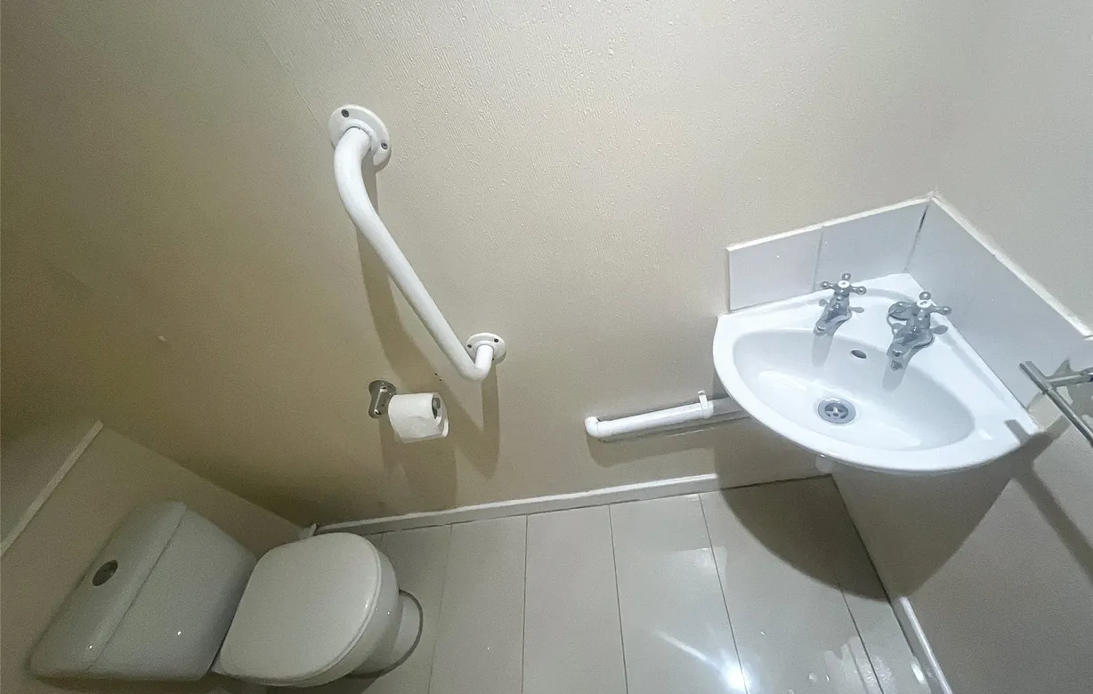 3 bedroom house to rent - Bentley Hurst