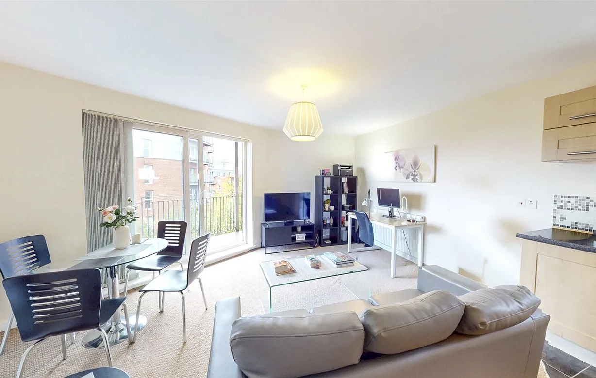 1 bedroom apartment to rent - Bentley Hurst