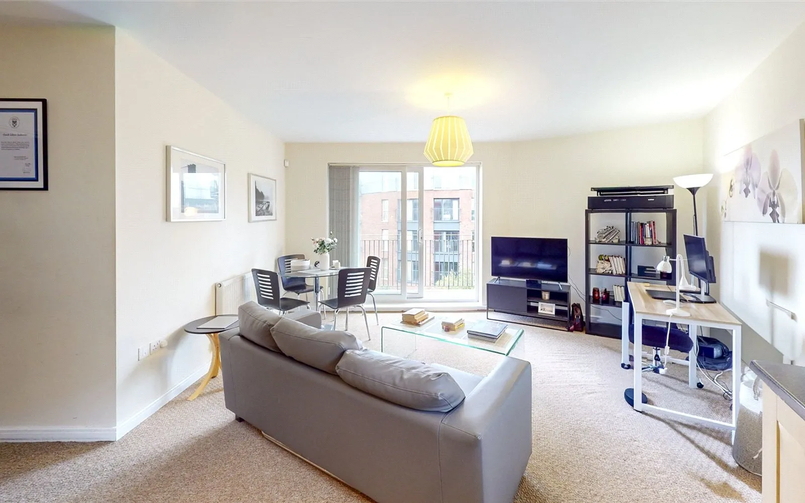 1 bedroom apartment to rent - Bentley Hurst