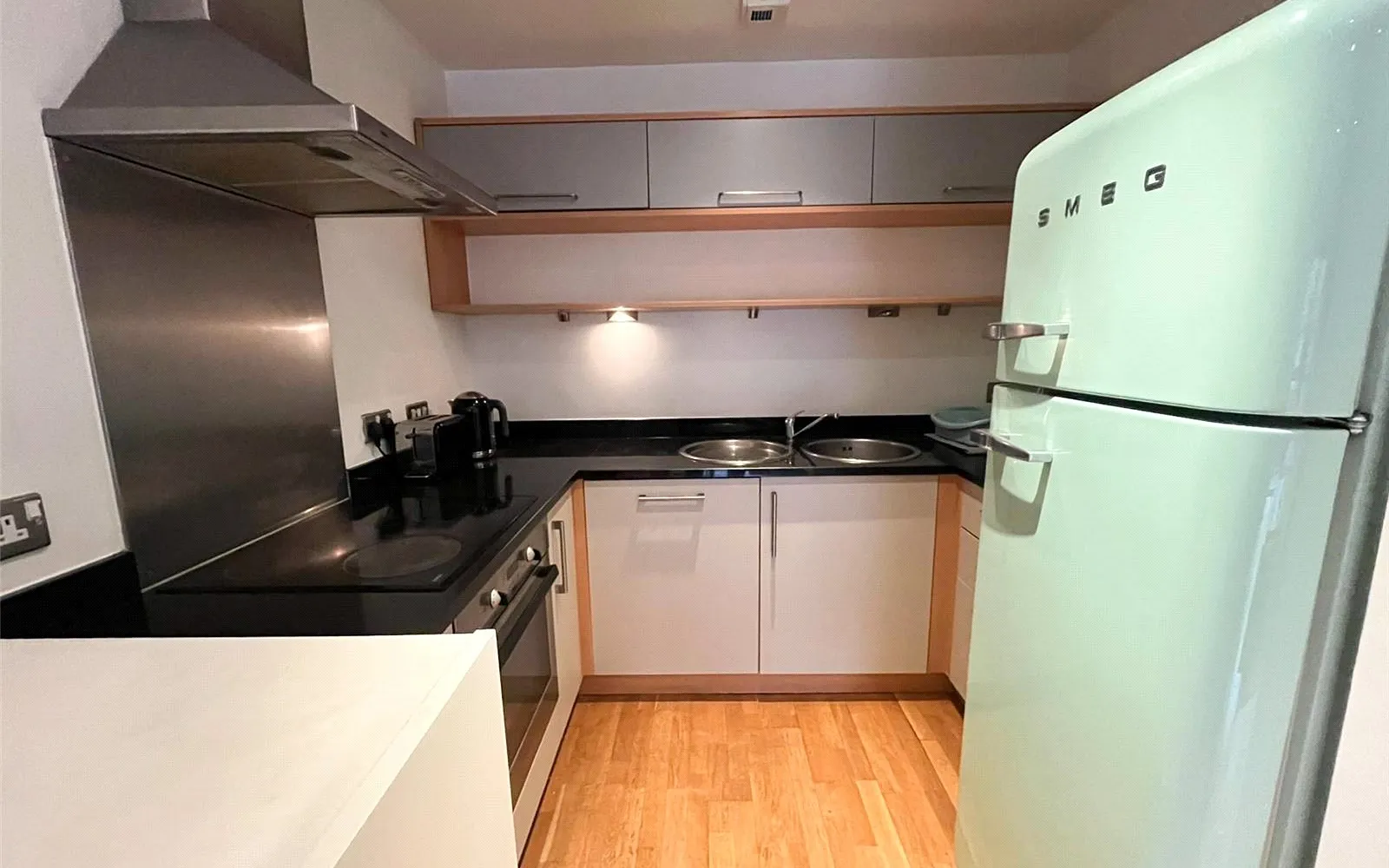 2 bedroom apartment for sale - Bentley Hurst