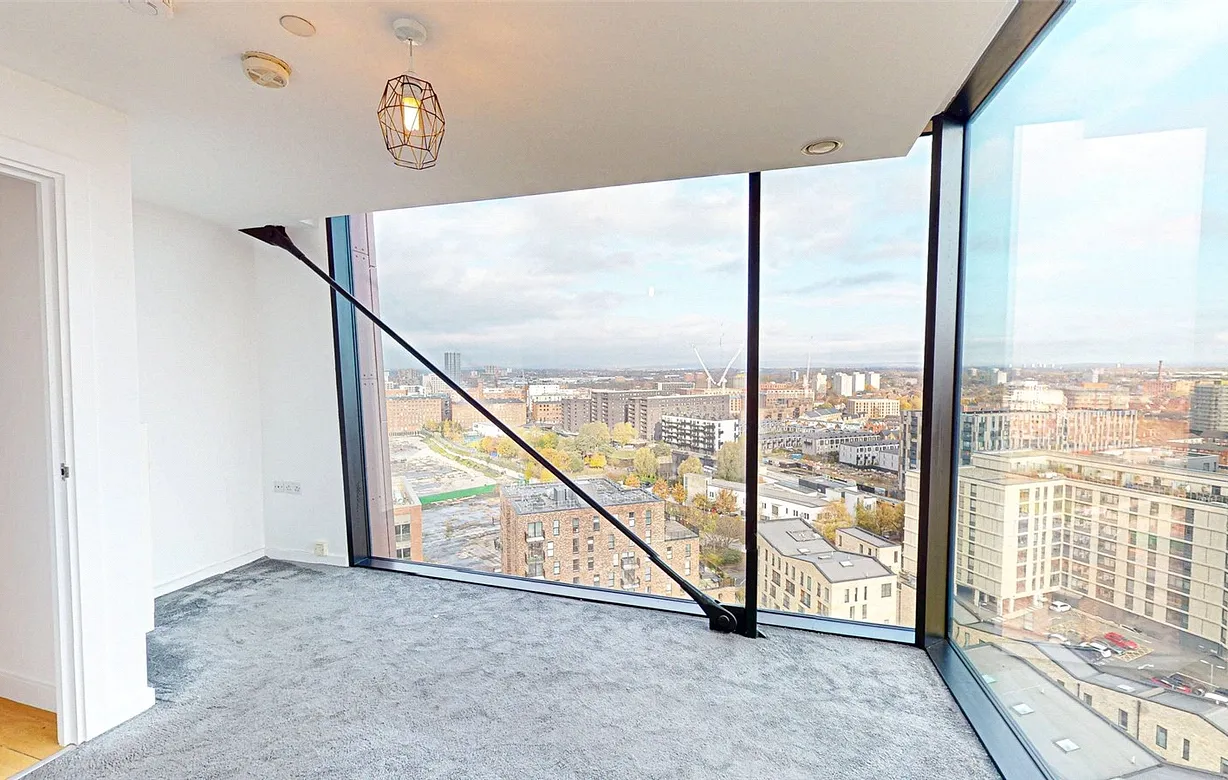 2 bedroom apartment for sale - Bentley Hurst