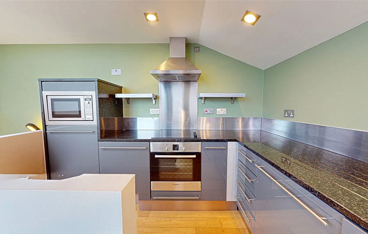 2 bedroom apartment for sale - Bentley Hurst