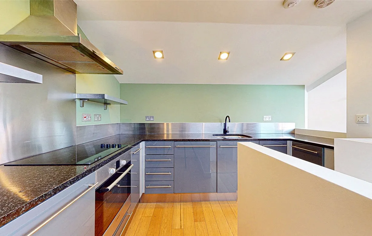 2 bedroom apartment for sale - Bentley Hurst