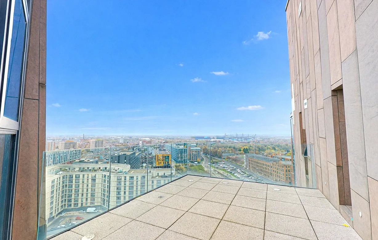 2 bedroom apartment for sale - Bentley Hurst