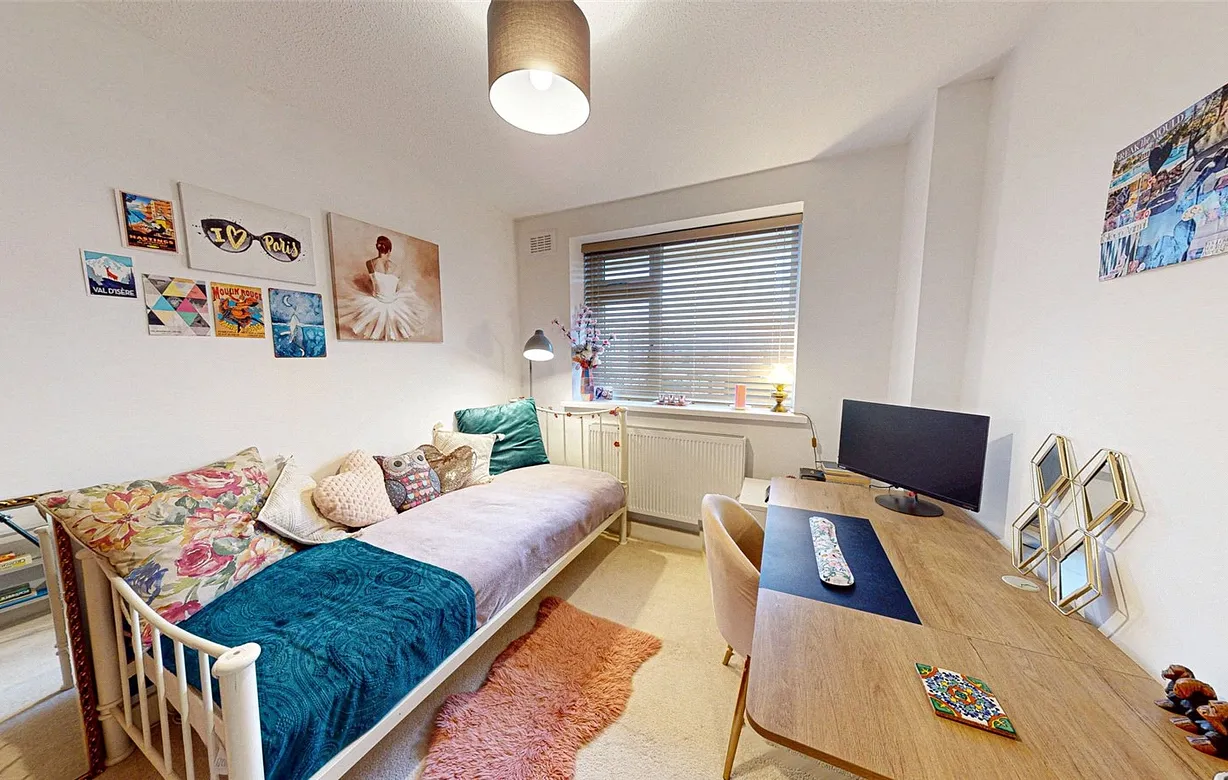 2 bedroom apartment for sale - Bentley Hurst