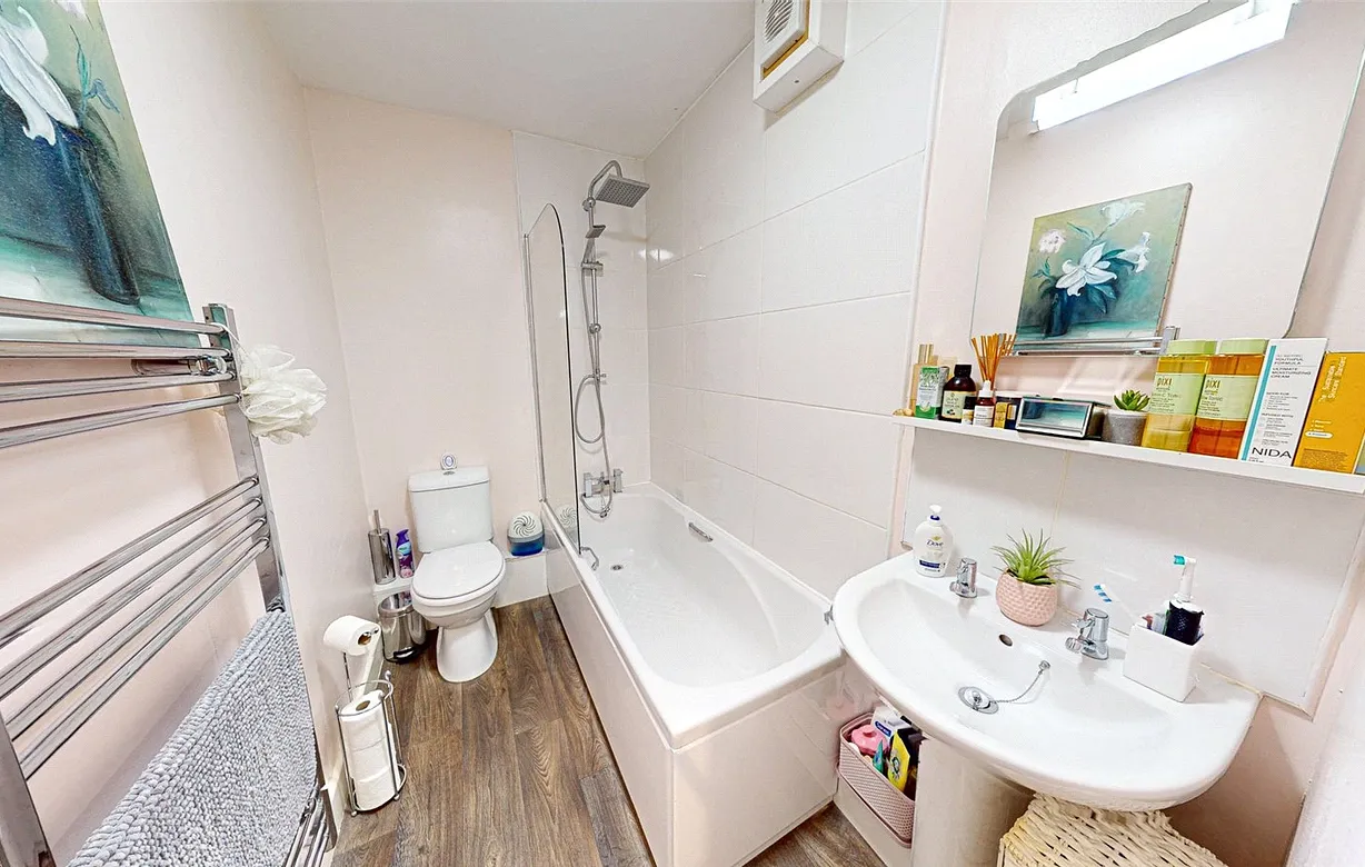 2 bedroom apartment for sale - Bentley Hurst