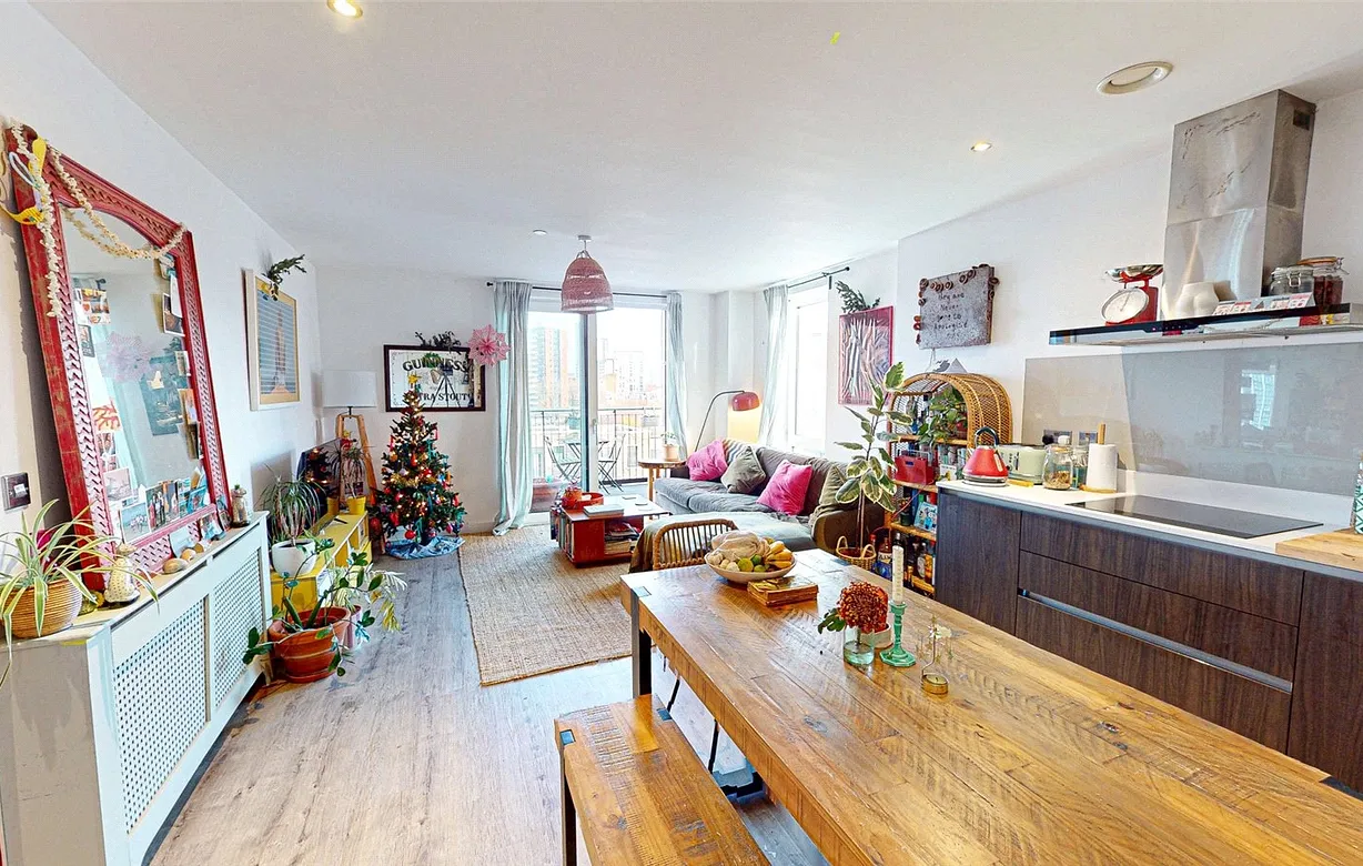 2 bedroom apartment for sale - Bentley Hurst