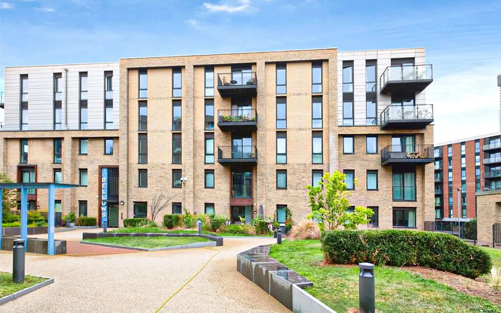 2 bedroom apartment for sale - Bentley Hurst