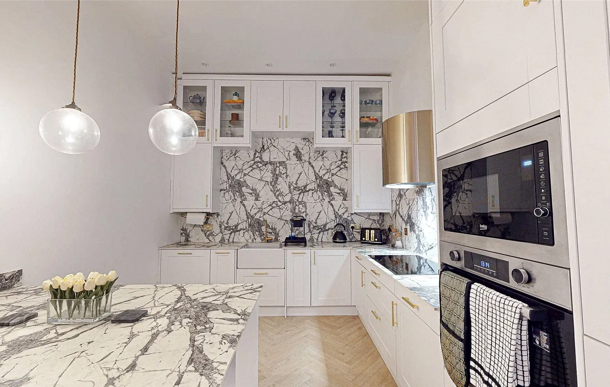 2 bedroom apartment for sale - Bentley Hurst