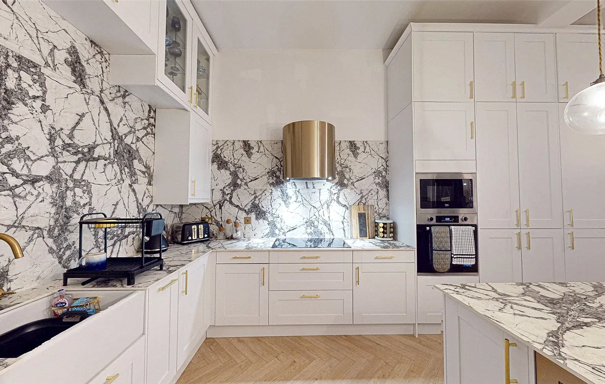 2 bedroom apartment for sale - Bentley Hurst