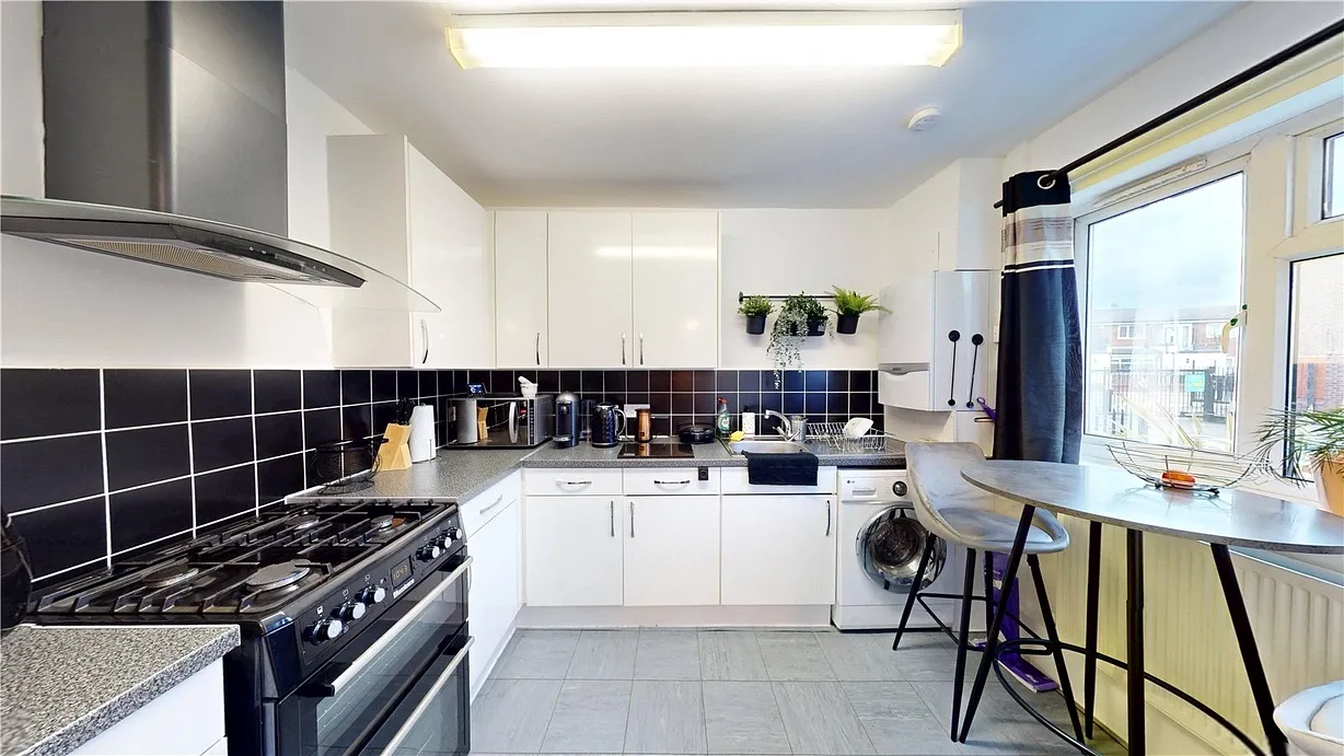 2 bedroom house to rent - Bentley Hurst