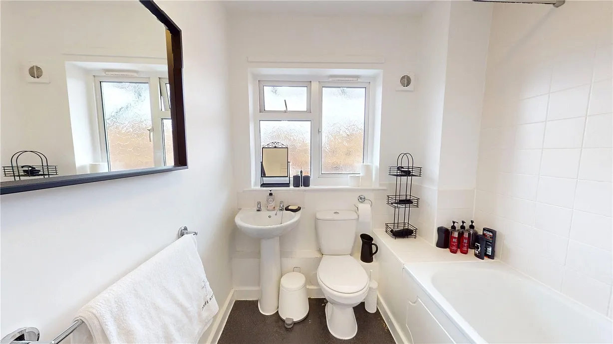 2 bedroom house to rent - Bentley Hurst