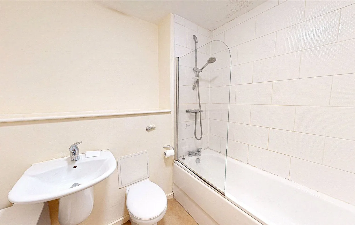 2 bedroom apartment for sale - Bentley Hurst
