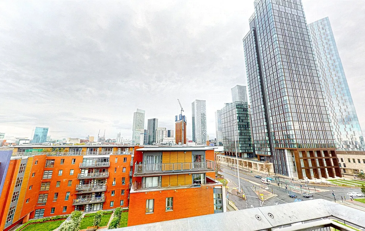 2 bedroom apartment for sale - Bentley Hurst