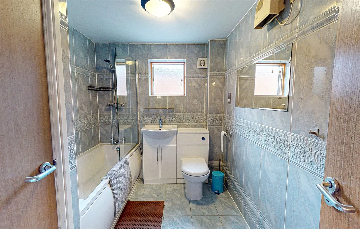 2 bedroom apartment for sale - Bentley Hurst