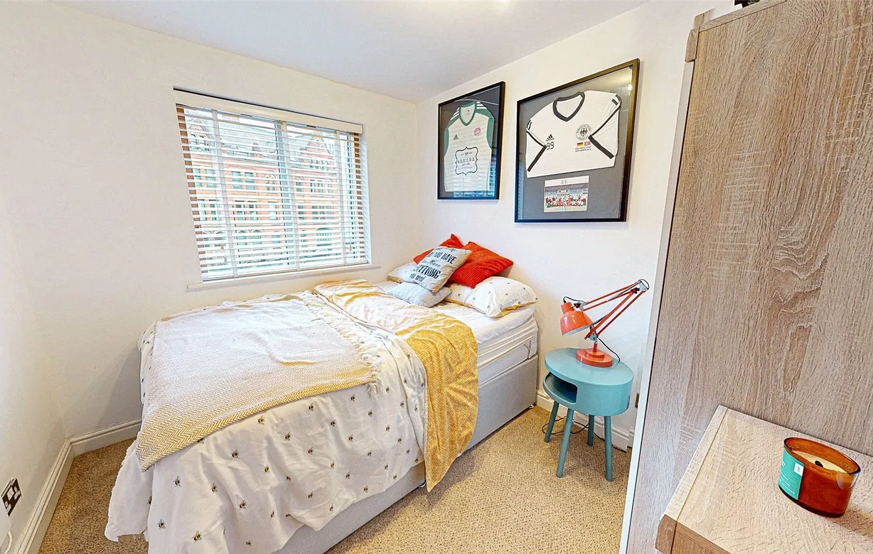 2 bedroom apartment for sale - Bentley Hurst