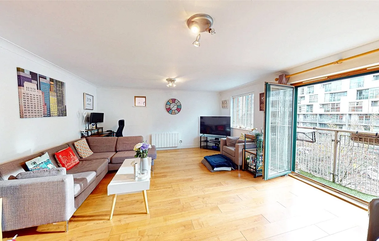 2 bedroom apartment for sale - Bentley Hurst