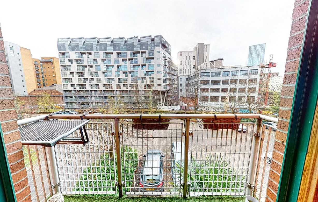 2 bedroom apartment for sale - Bentley Hurst