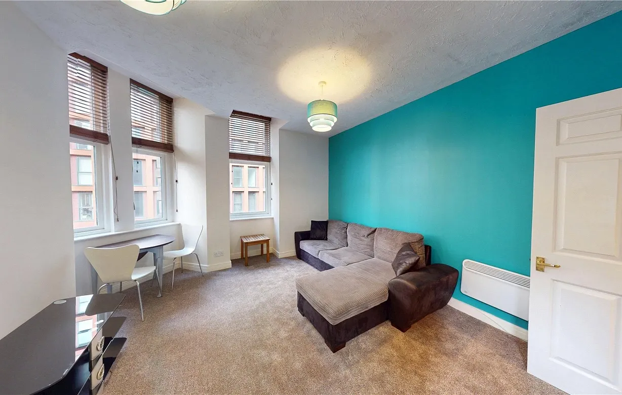 1 bedroom apartment to rent - Bentley Hurst