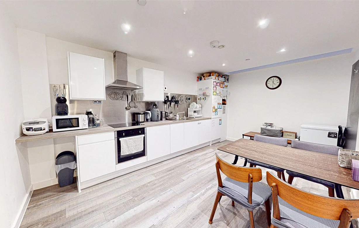 2 bedroom apartment for sale - Bentley Hurst