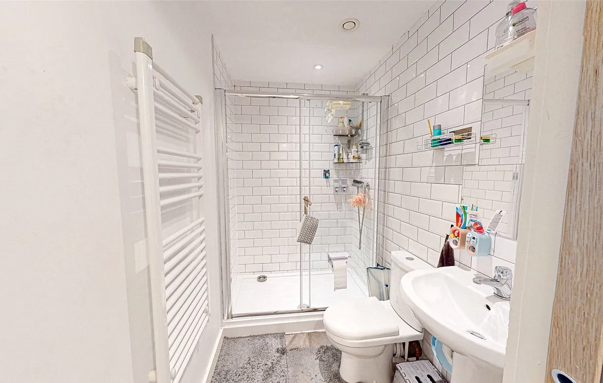 2 bedroom apartment for sale - Bentley Hurst