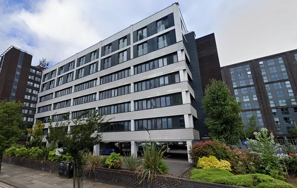 2 bedroom apartment for sale - Bentley Hurst