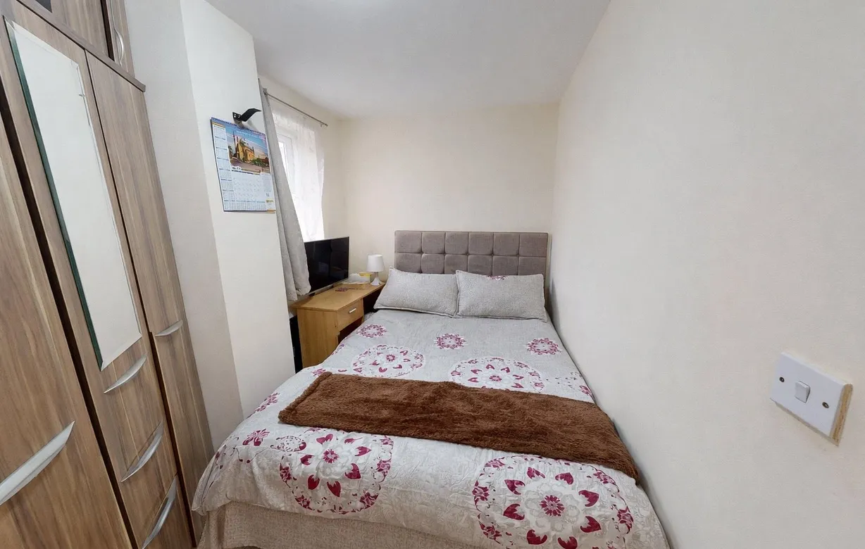 2 bedroom apartment for sale - Bentley Hurst