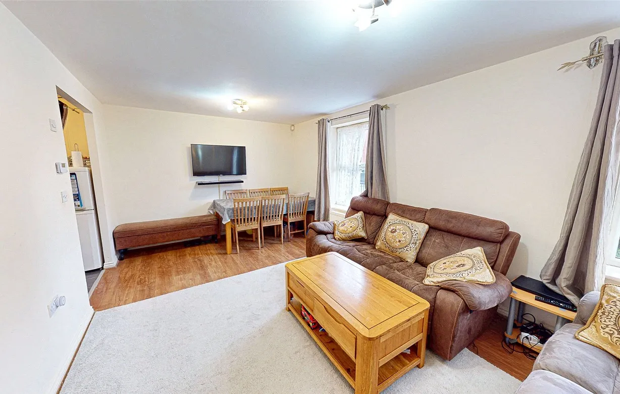 2 bedroom apartment for sale - Bentley Hurst