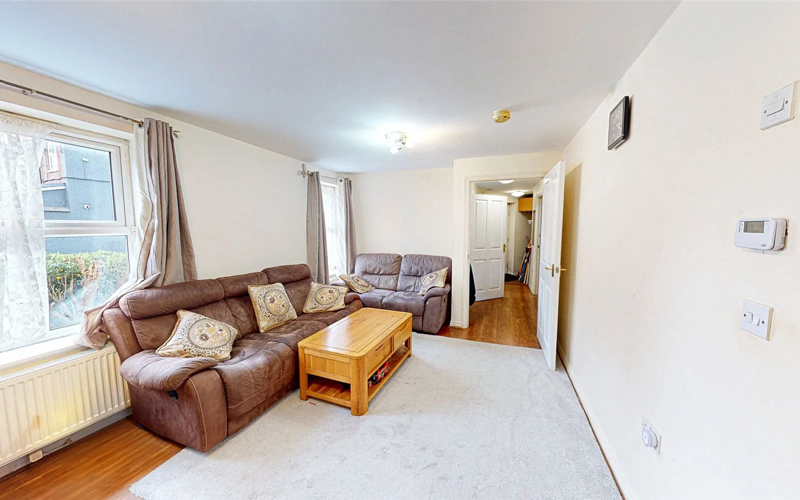 2 bedroom apartment for sale - Bentley Hurst