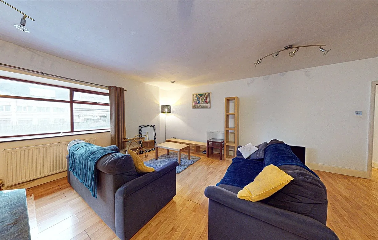 2 bedroom apartment for sale - Bentley Hurst