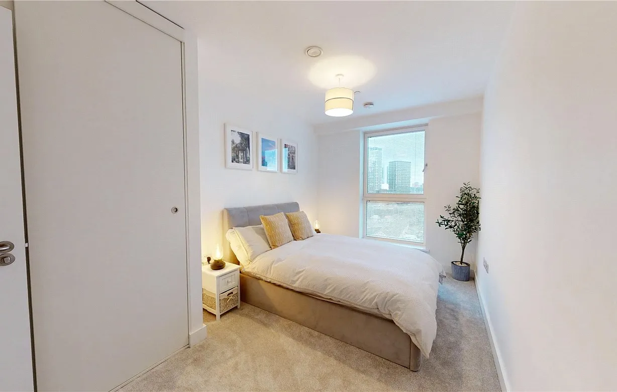 2 bedroom apartment to rent - Bentley Hurst