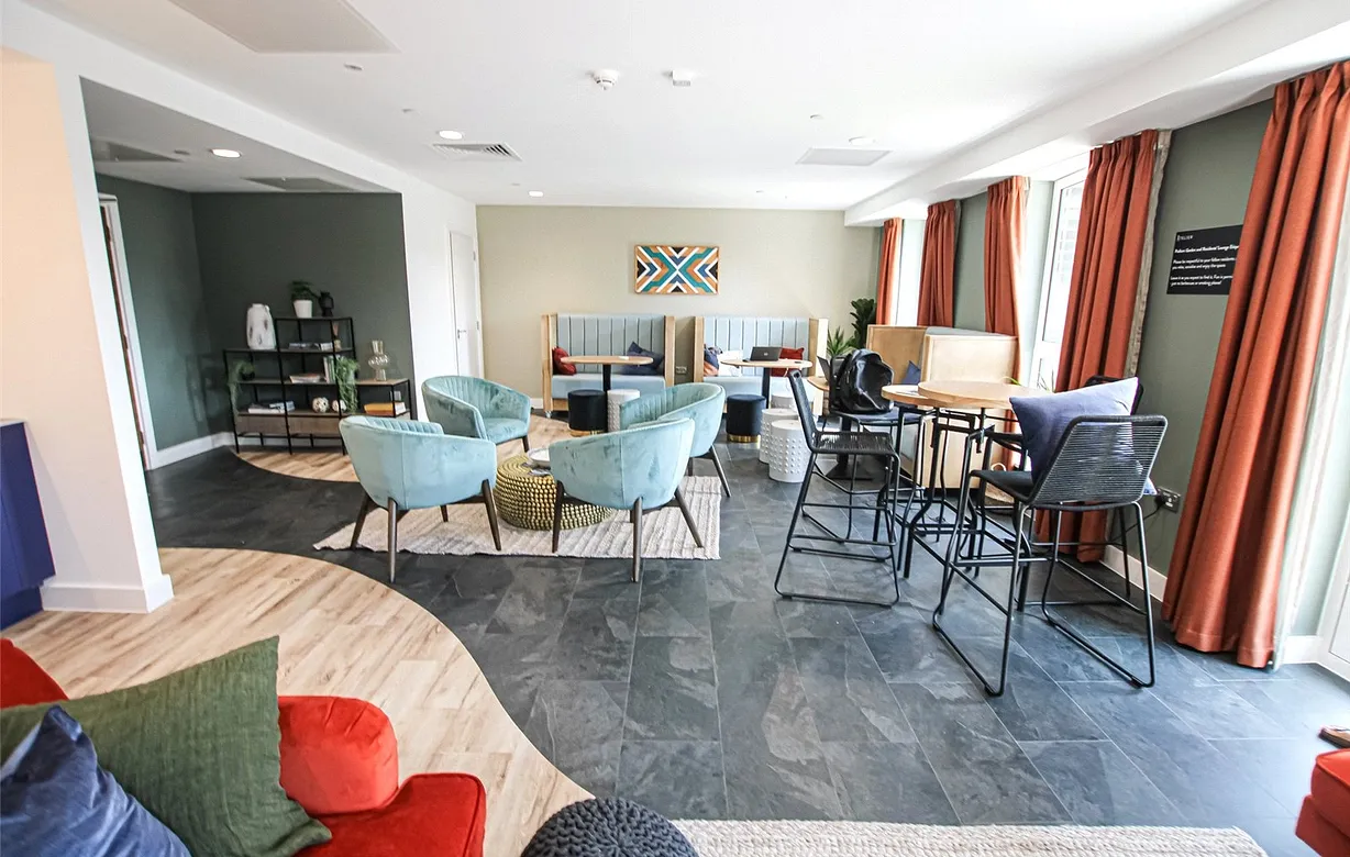 2 bedroom apartment to rent - Bentley Hurst