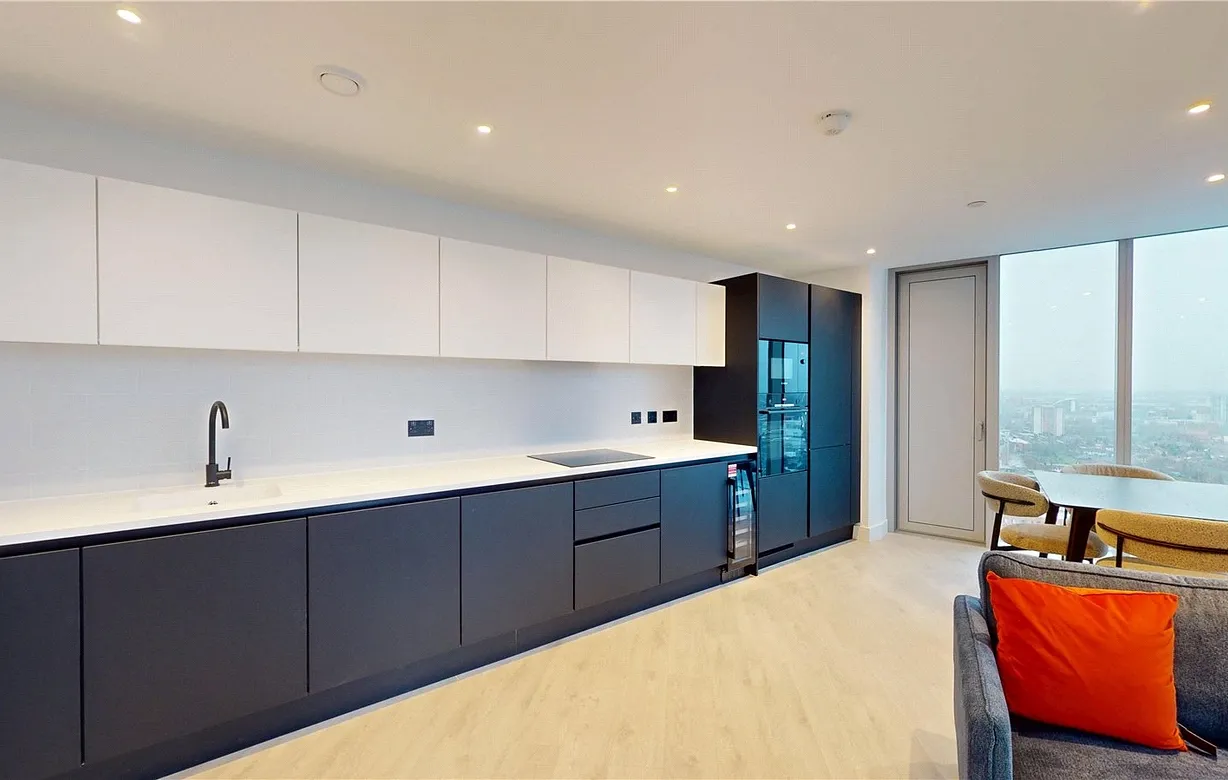 2 bedroom apartment to rent - Bentley Hurst