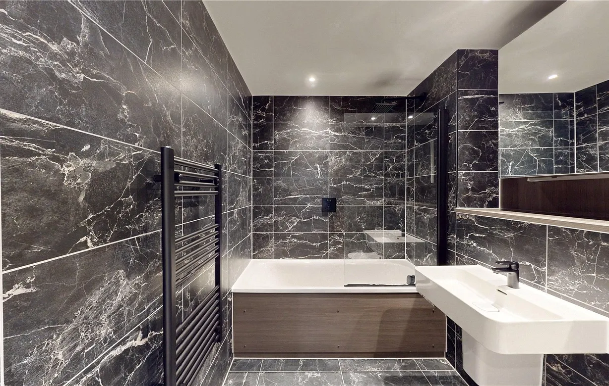 2 bedroom apartment to rent - Bentley Hurst