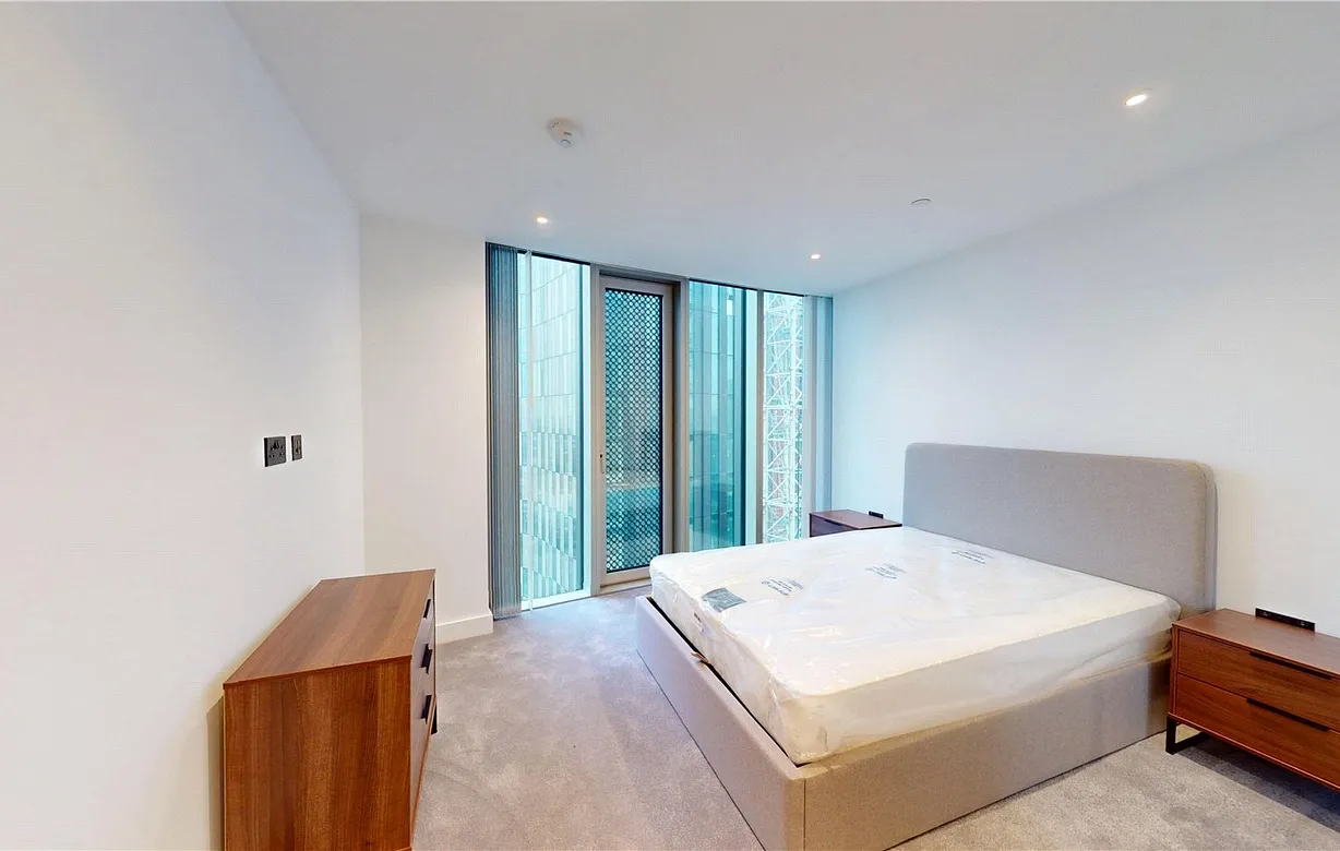 2 bedroom apartment to rent - Bentley Hurst