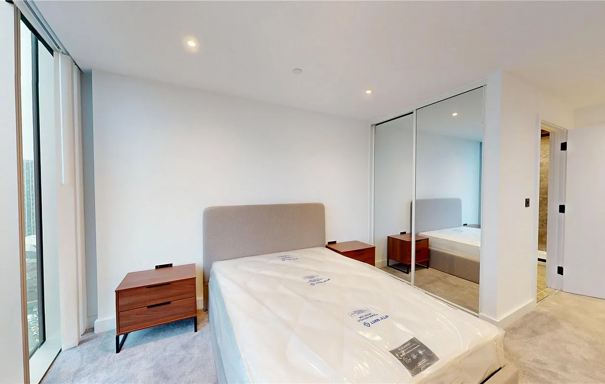 2 bedroom apartment to rent - Bentley Hurst