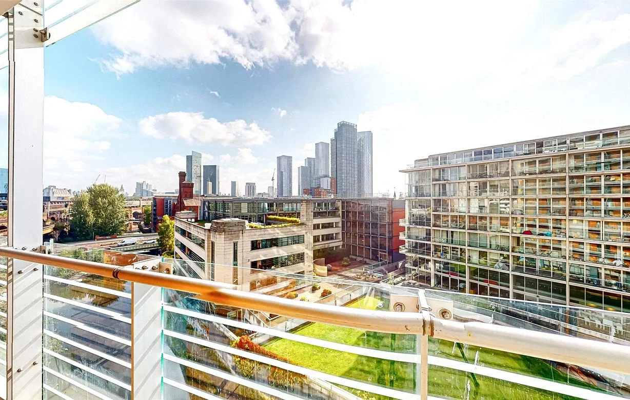 2 bedroom apartment for sale - Bentley Hurst