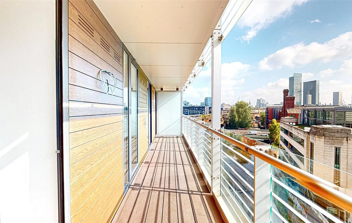 2 bedroom apartment for sale - Bentley Hurst