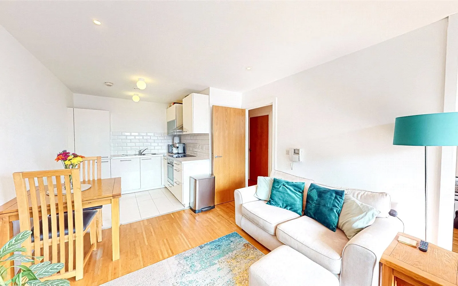 2 bedroom apartment for sale - Bentley Hurst