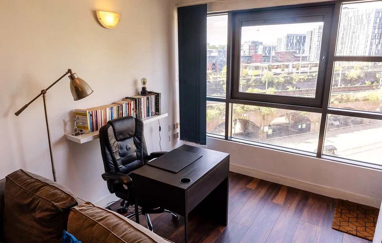 2 bedroom apartment for sale - Bentley Hurst