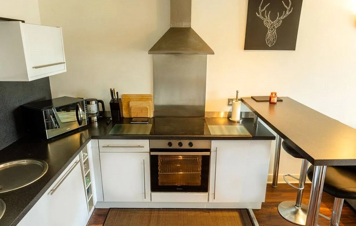 2 bedroom apartment for sale - Bentley Hurst