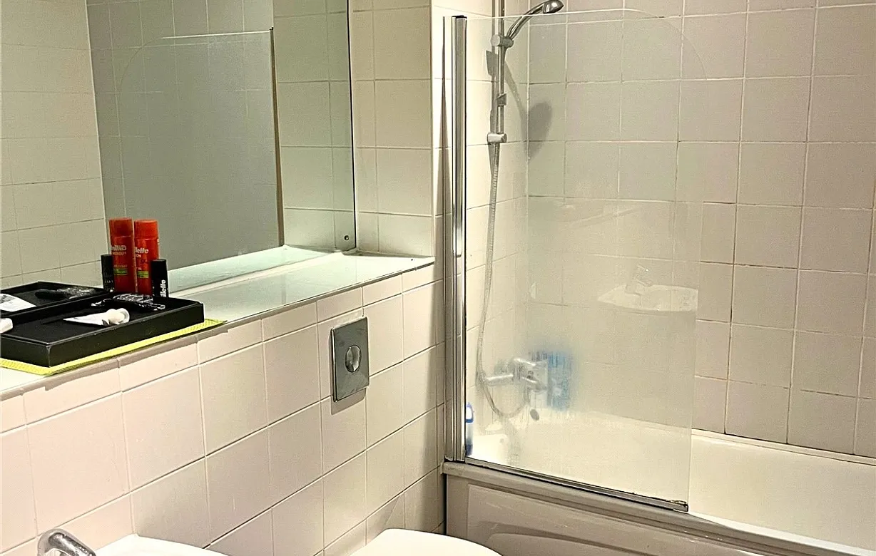 2 bedroom apartment for sale - Bentley Hurst