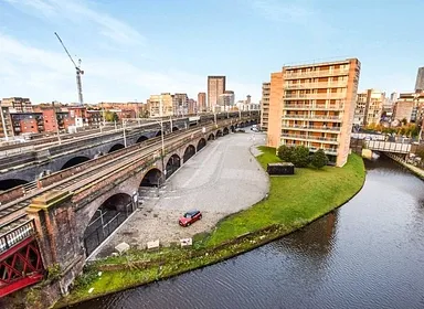 2 bedroom apartment for sale - Bentley Hurst