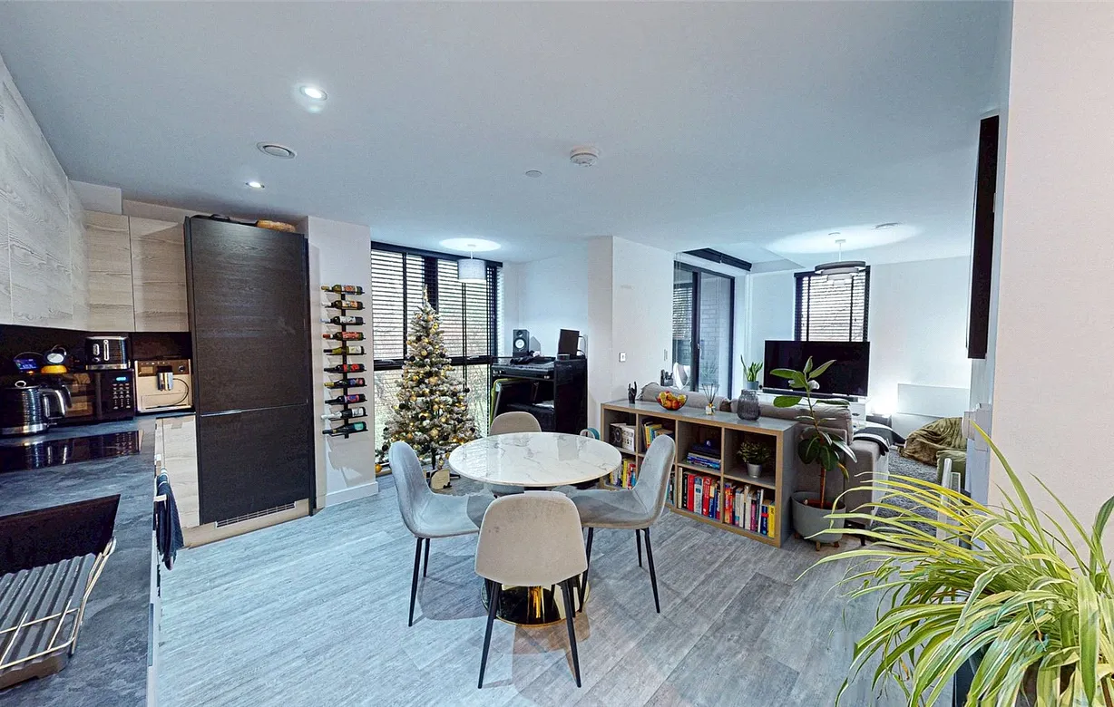 2 bedroom apartment for sale - Bentley Hurst