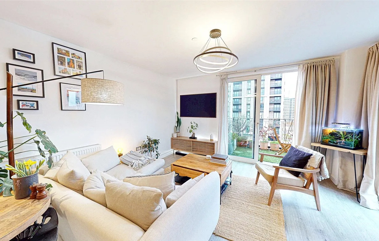 2 bedroom apartment for sale - Bentley Hurst