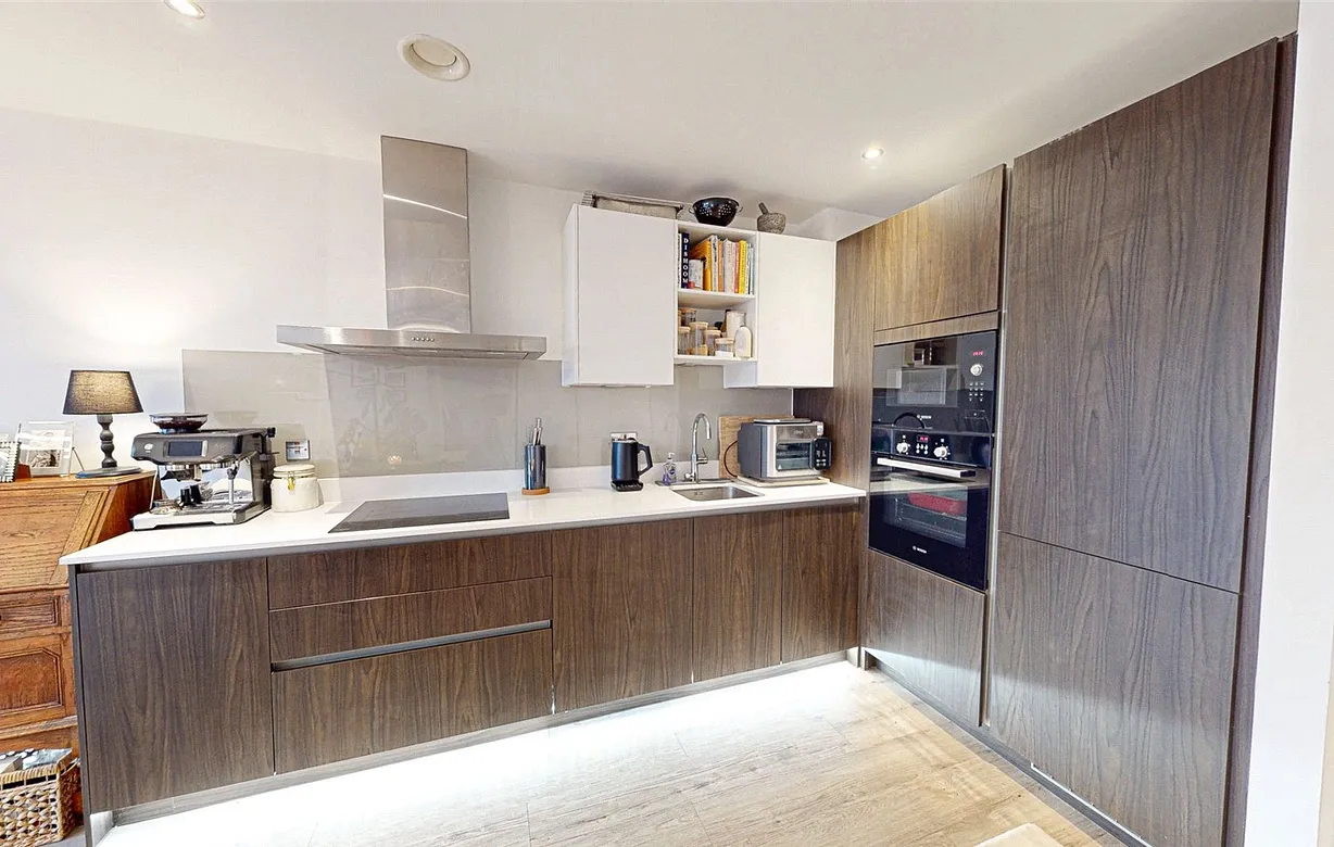 2 bedroom apartment for sale - Bentley Hurst