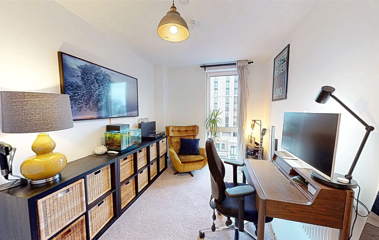 2 bedroom apartment for sale - Bentley Hurst