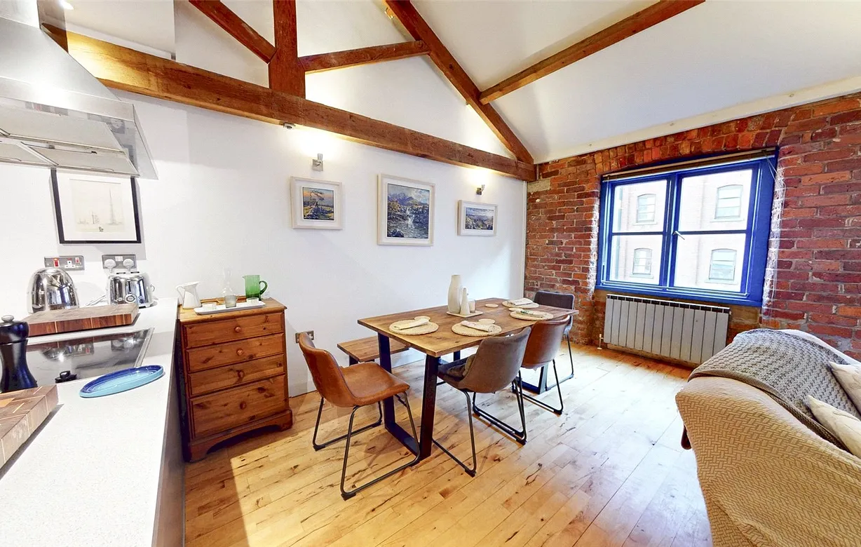 1 bedroom apartment to rent - Bentley Hurst